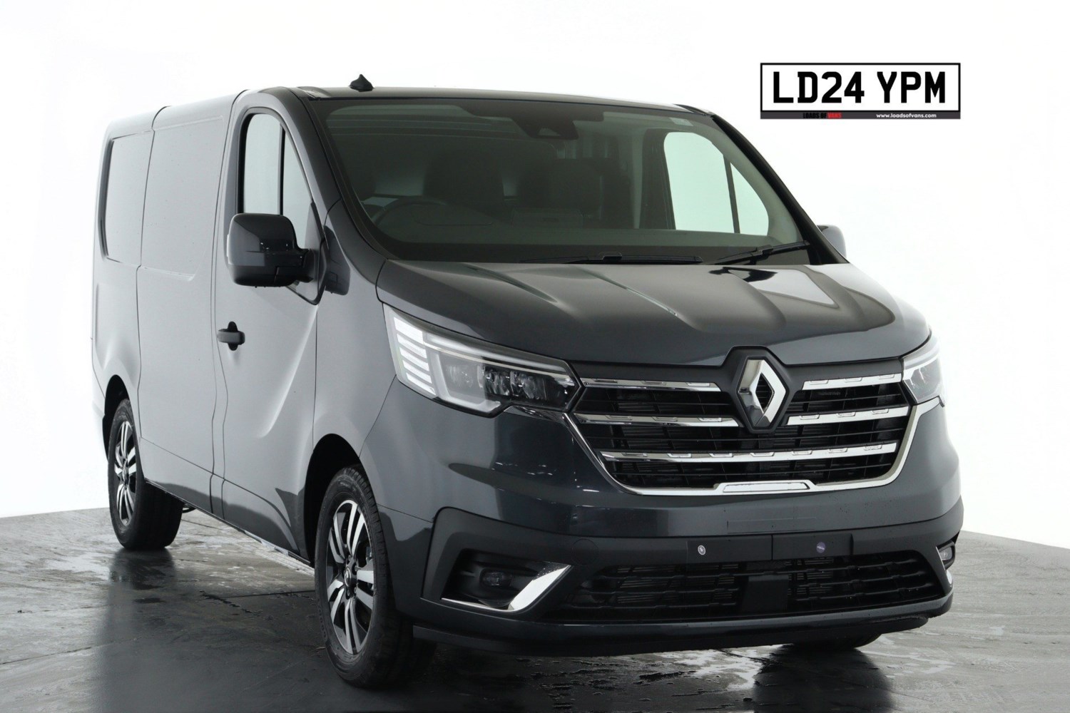 Renault Trafic Listing Image