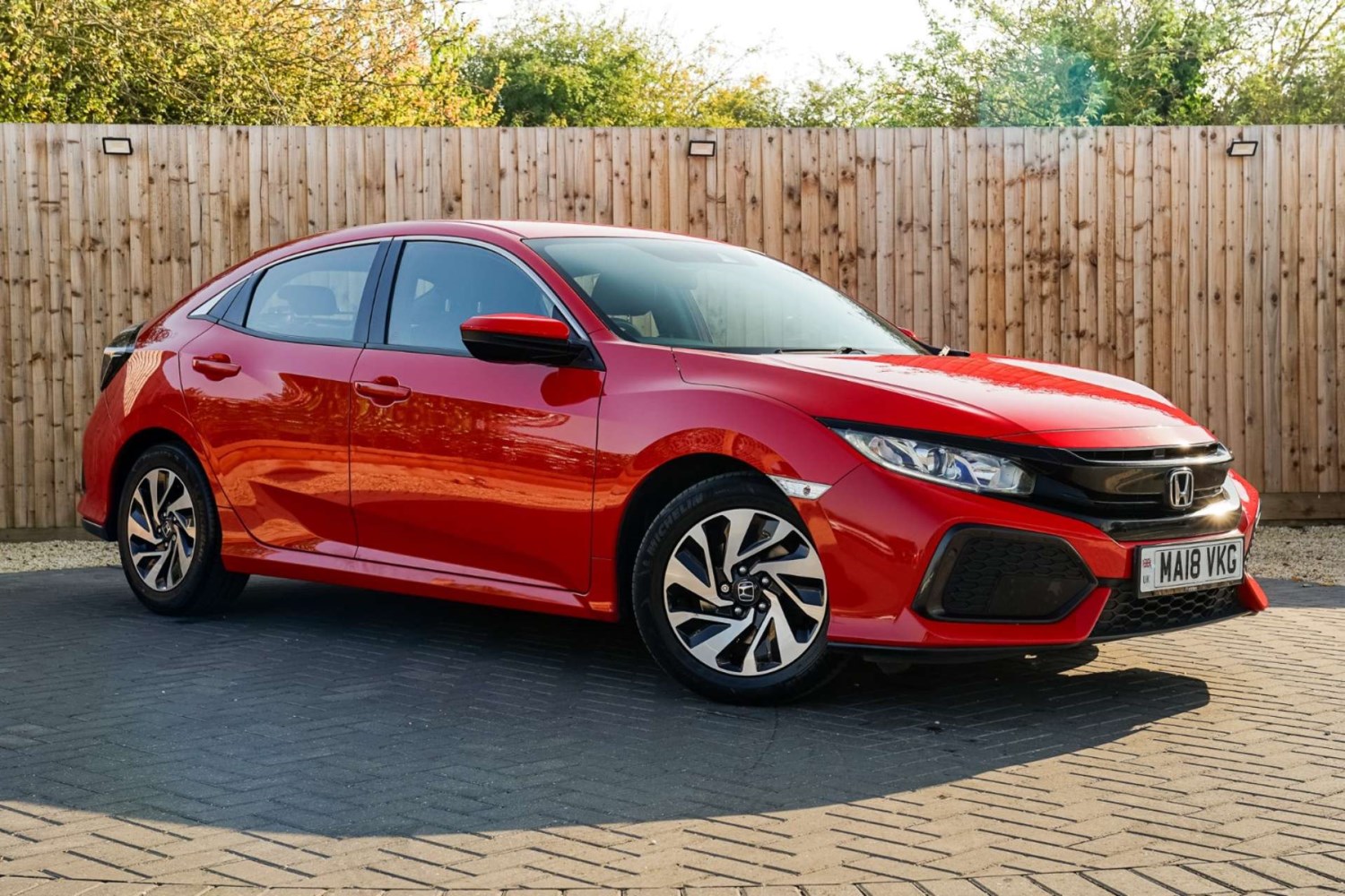 Honda Civic Listing Image