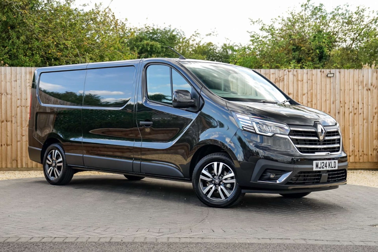 Renault Trafic Listing Image