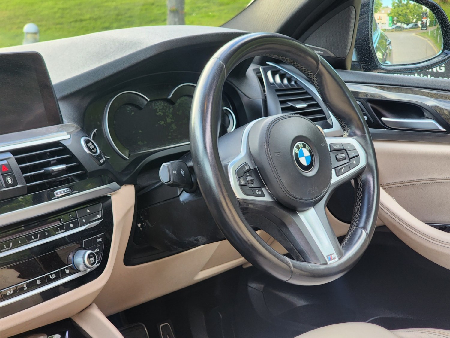 BMW X4 Listing Image