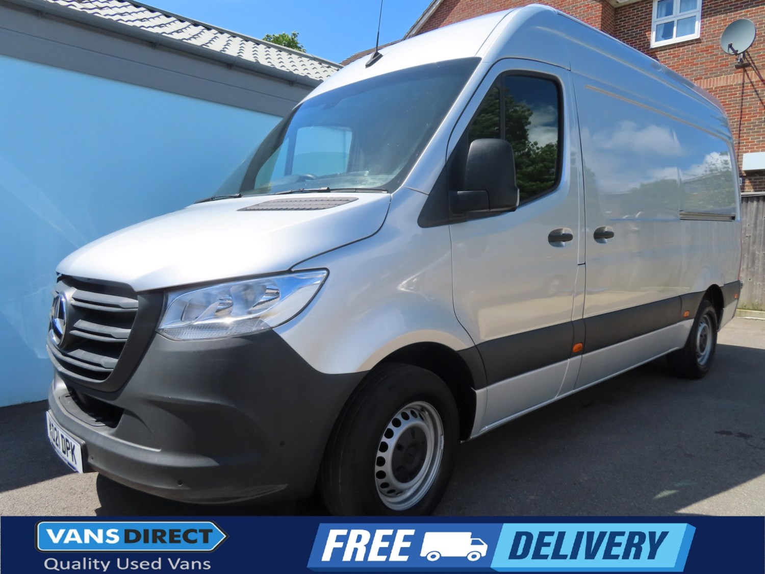 Mercedes-Benz Sprinter Listing Image