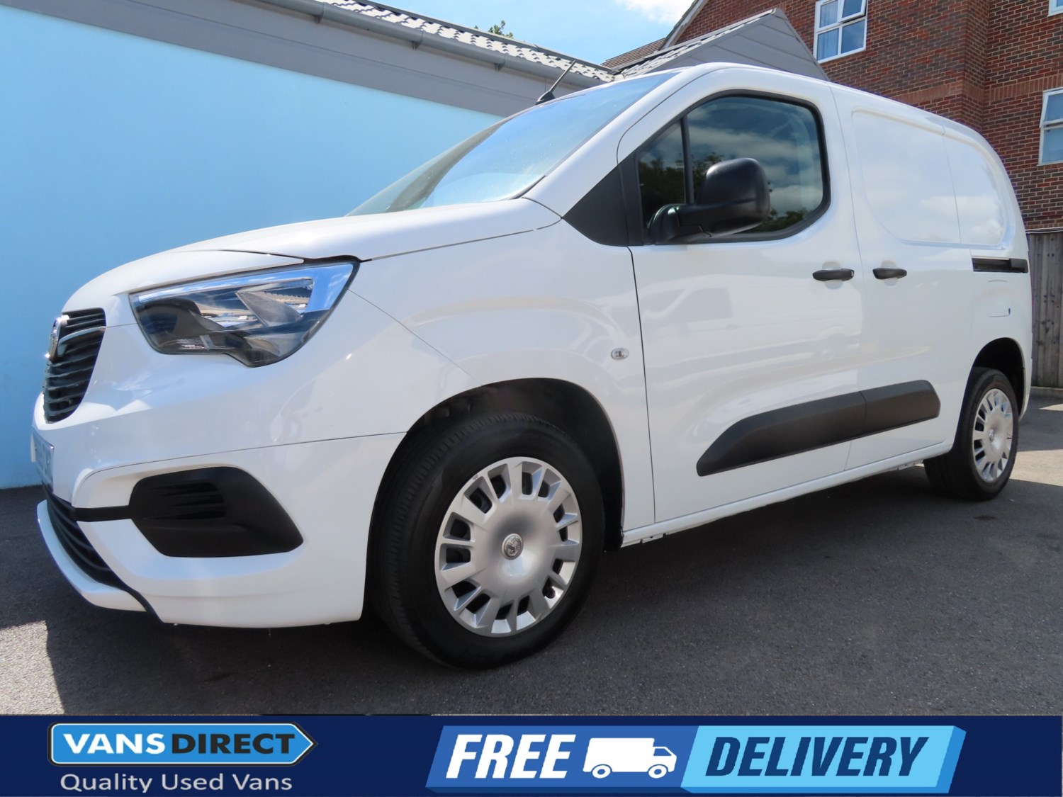 Vauxhall Combo Listing Image