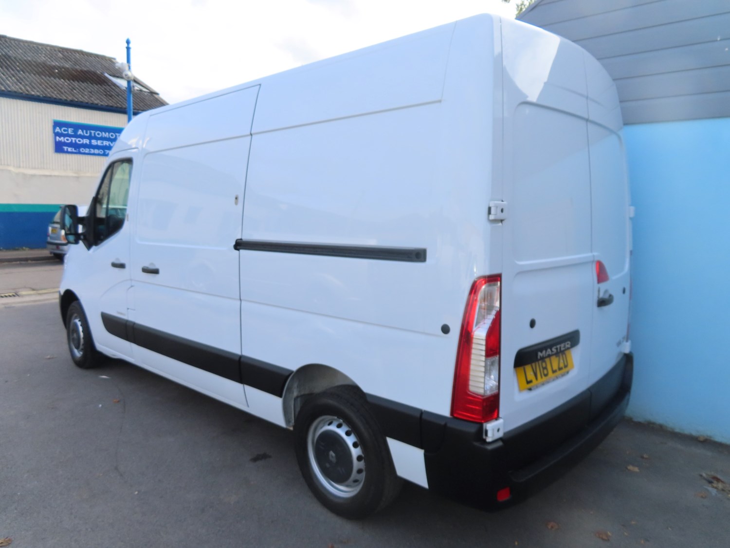 Renault Master Listing Image