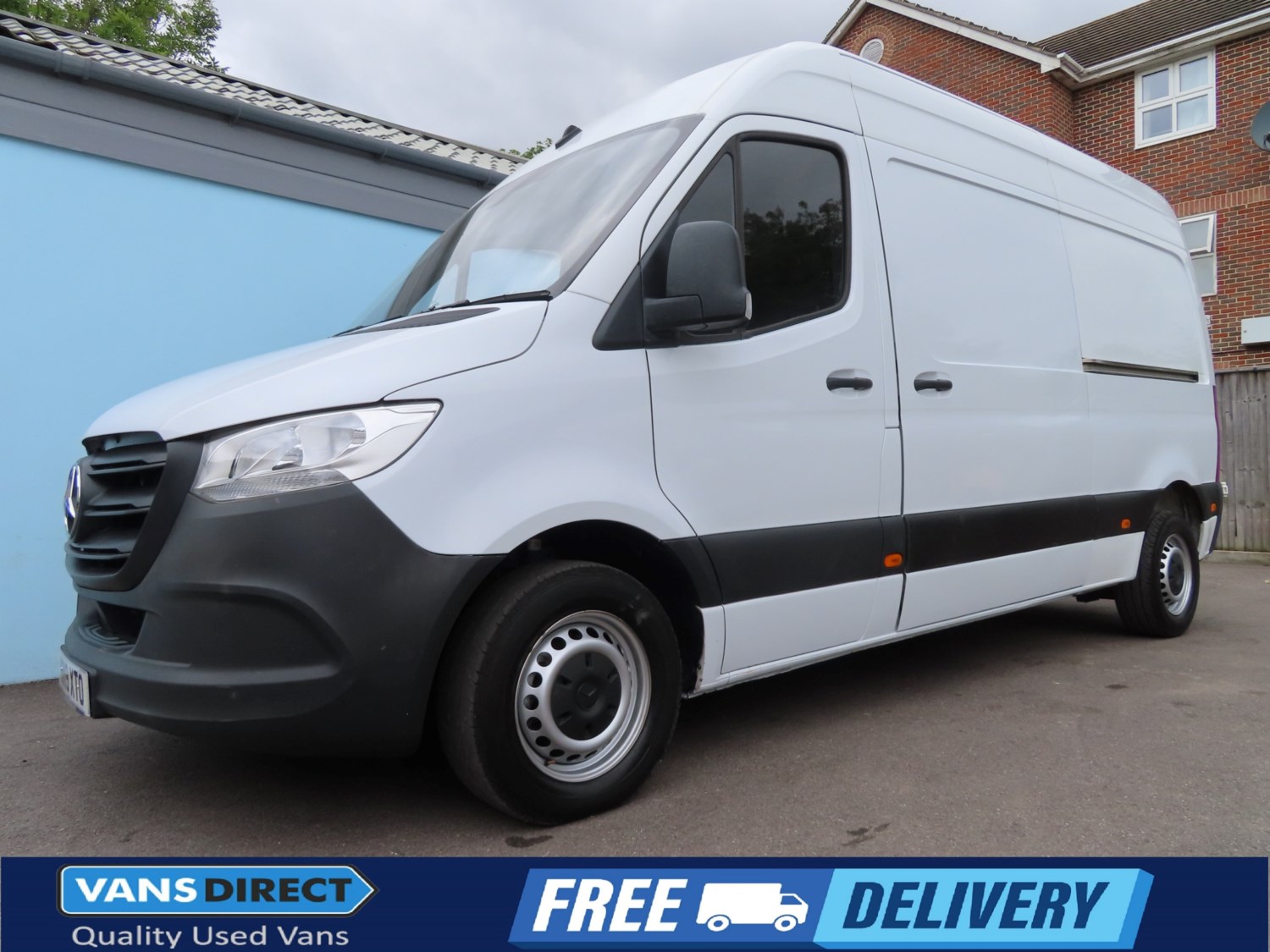 Mercedes-Benz Sprinter Listing Image