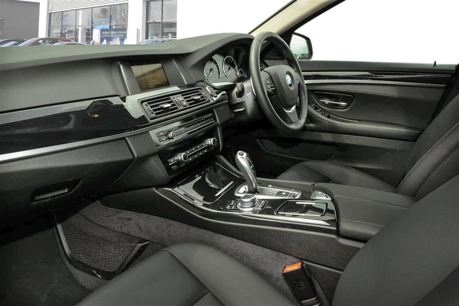 BMW 5 Series Listing Image