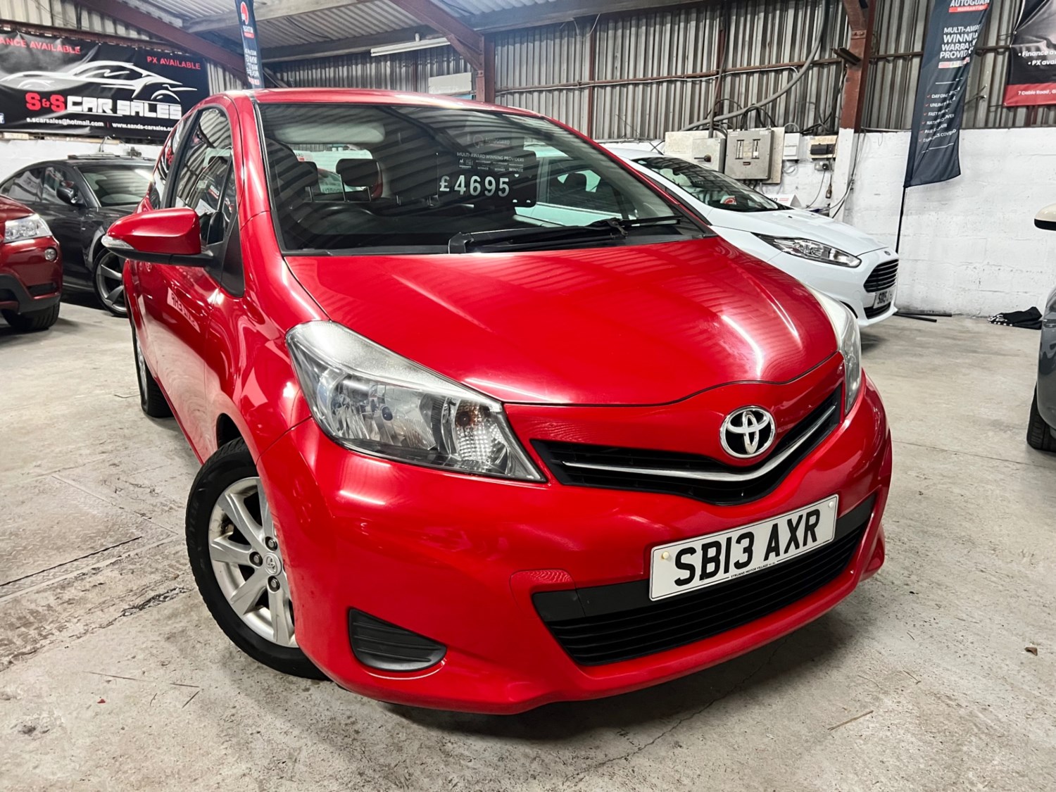 Toyota Yaris Listing Image