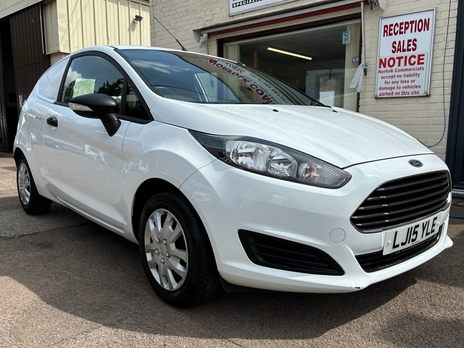 Ford Fiesta Listing Image