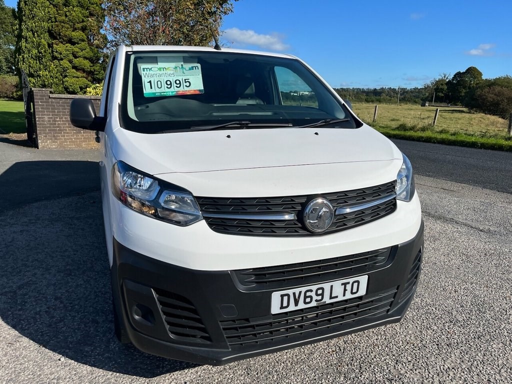 Vauxhall Vivaro Listing Image