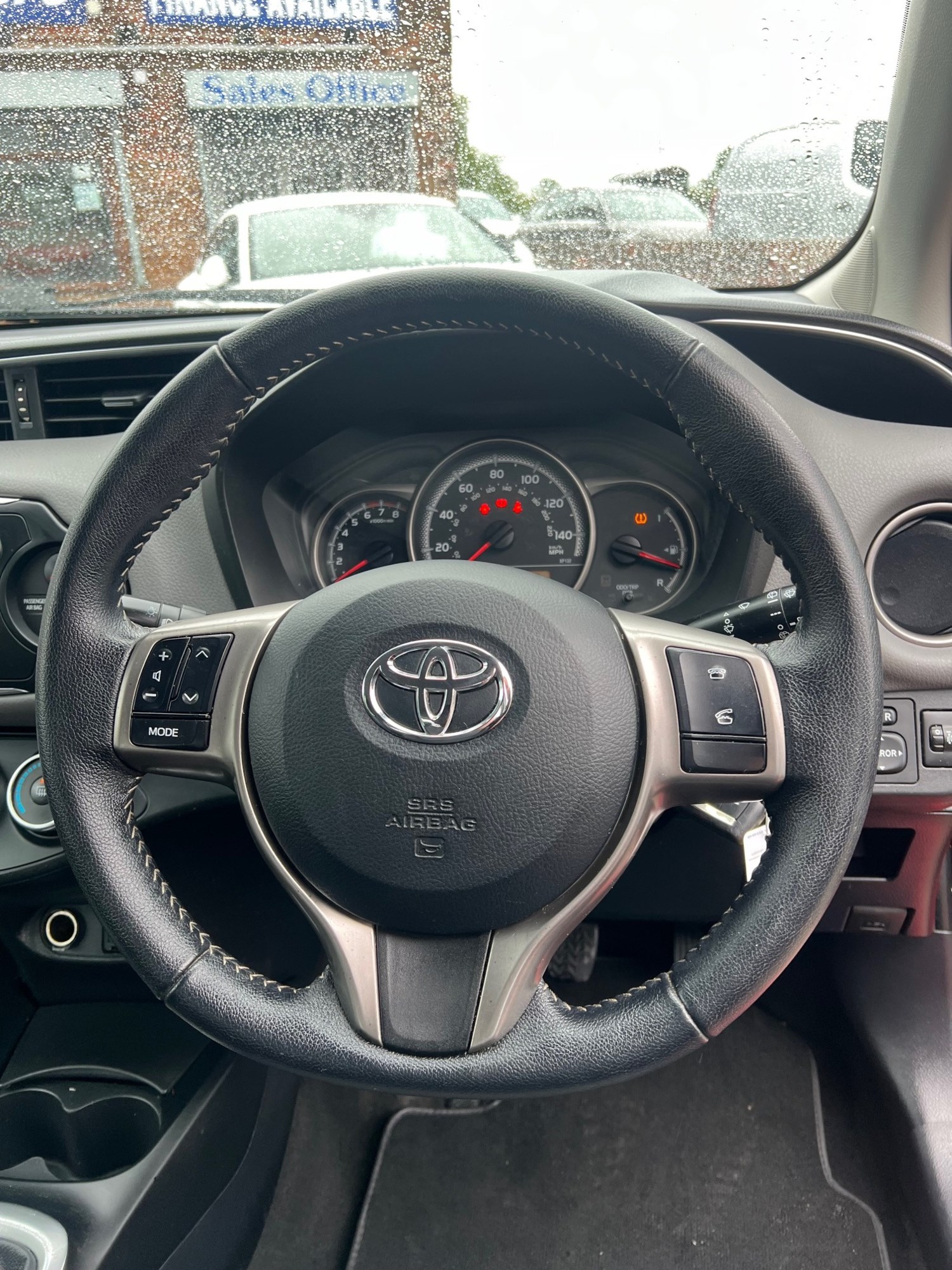 Toyota Yaris Listing Image