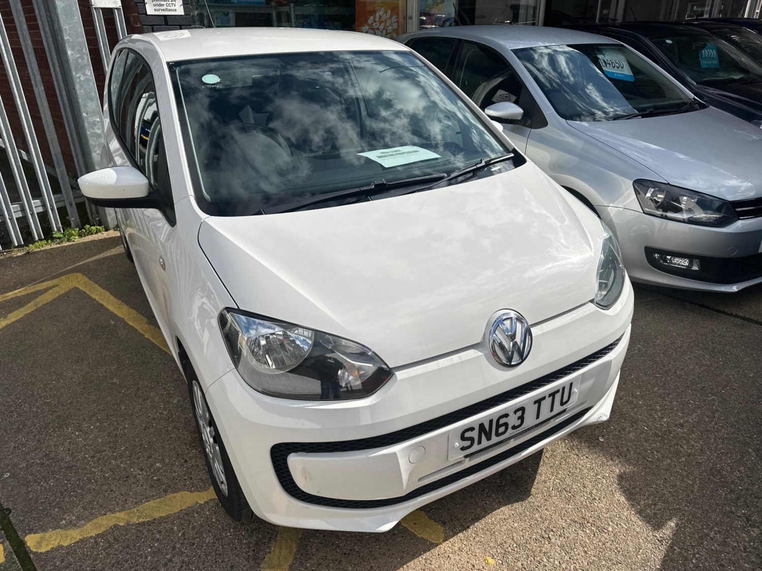 Volkswagen up! Listing Image