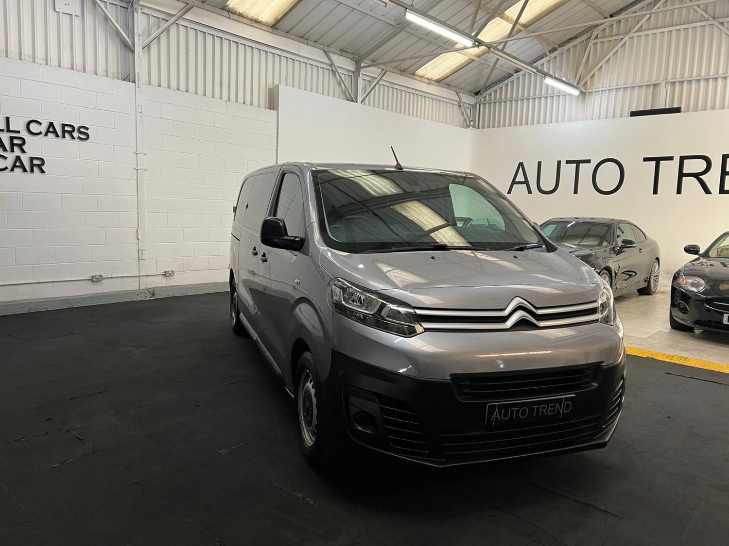 Citroen Dispatch Listing Image