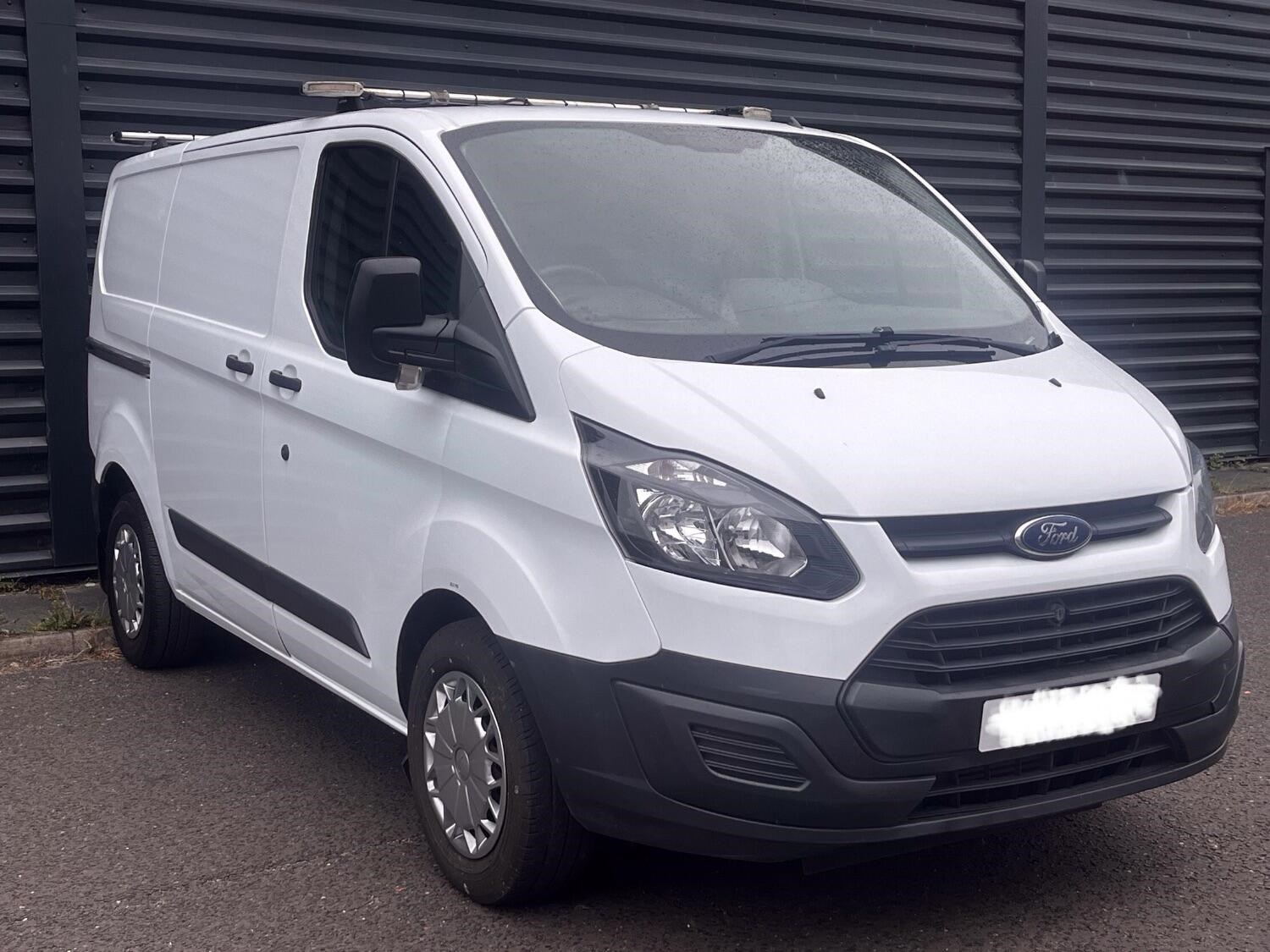 Ford Transit Custom Listing Image