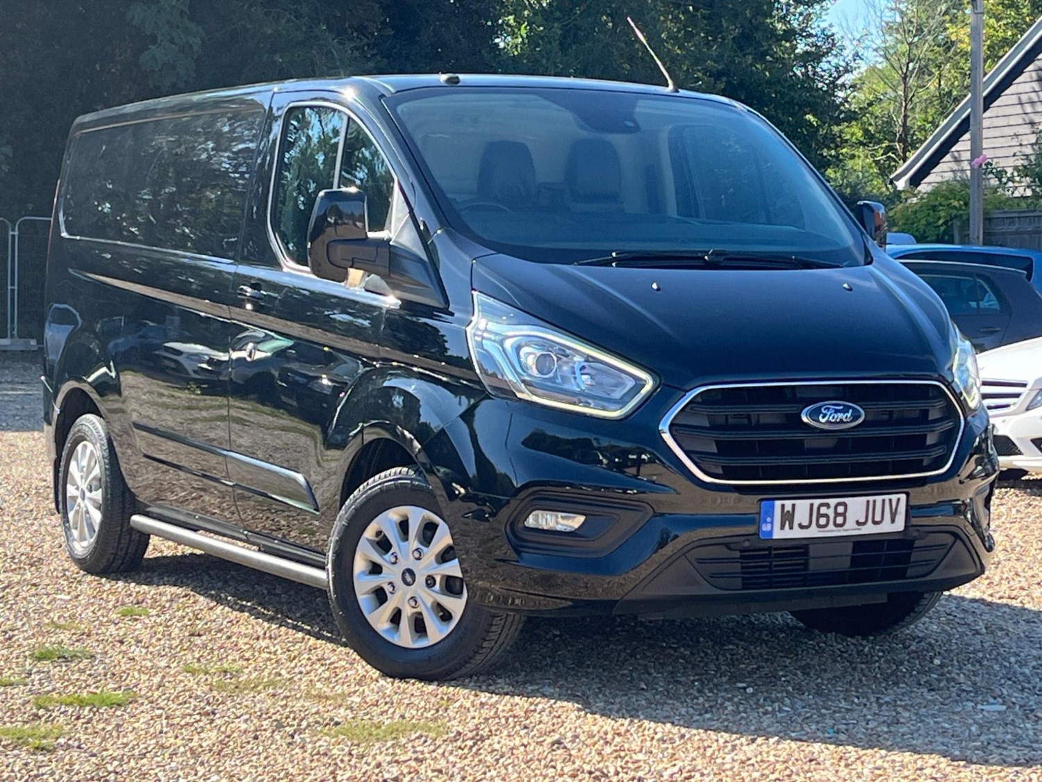 Ford Transit Custom Listing Image