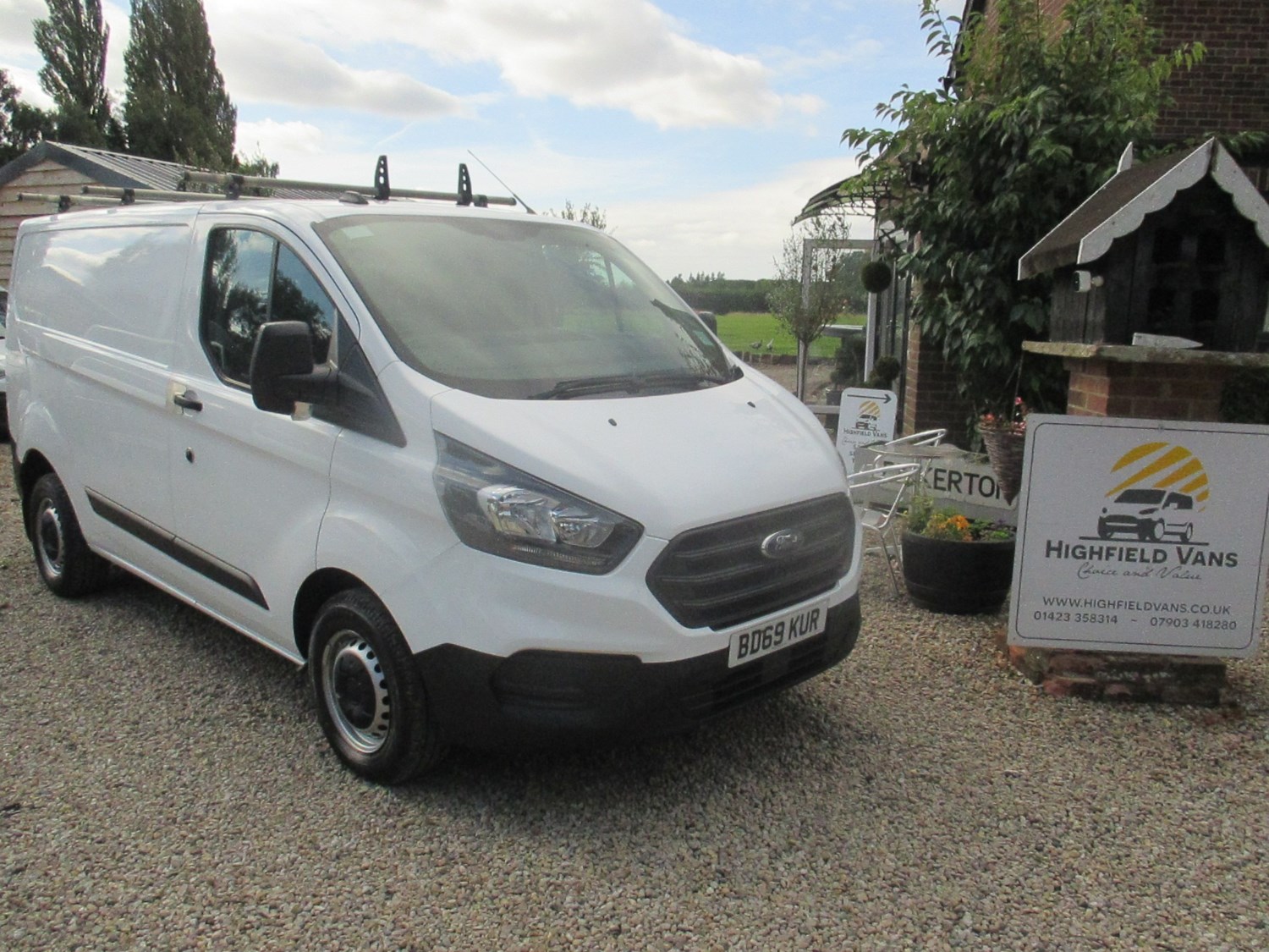 Ford Transit Custom Listing Image