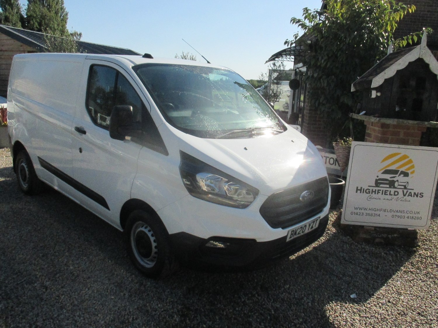 Ford Transit Custom Listing Image