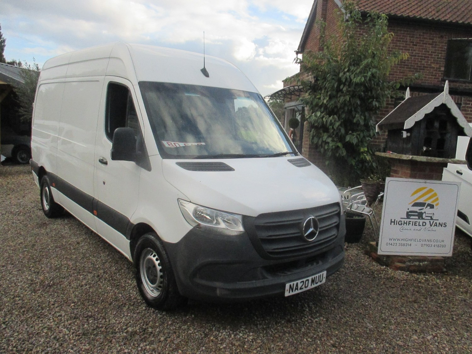 Mercedes-Benz Sprinter Listing Image