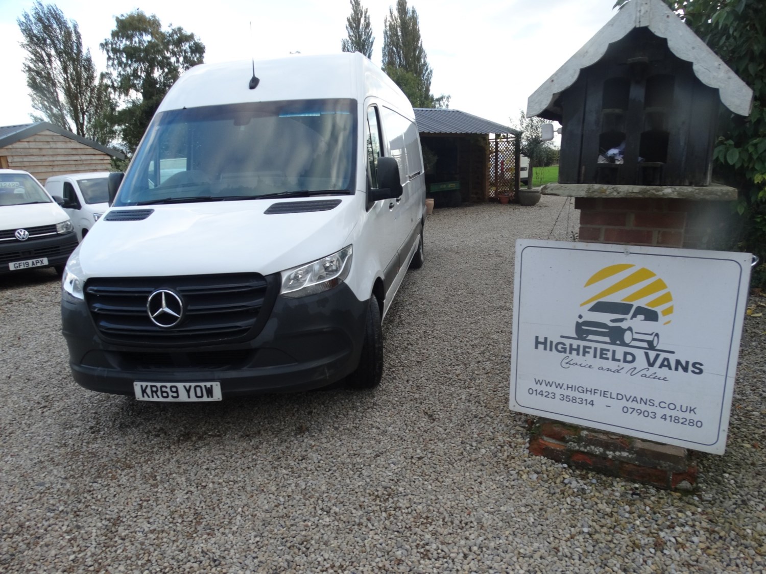 Mercedes-Benz Sprinter Listing Image