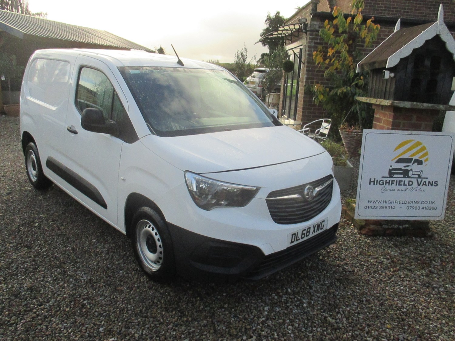 Vauxhall Combo Listing Image