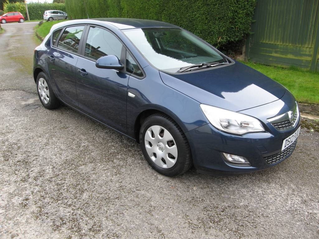 Vauxhall Astra Listing Image