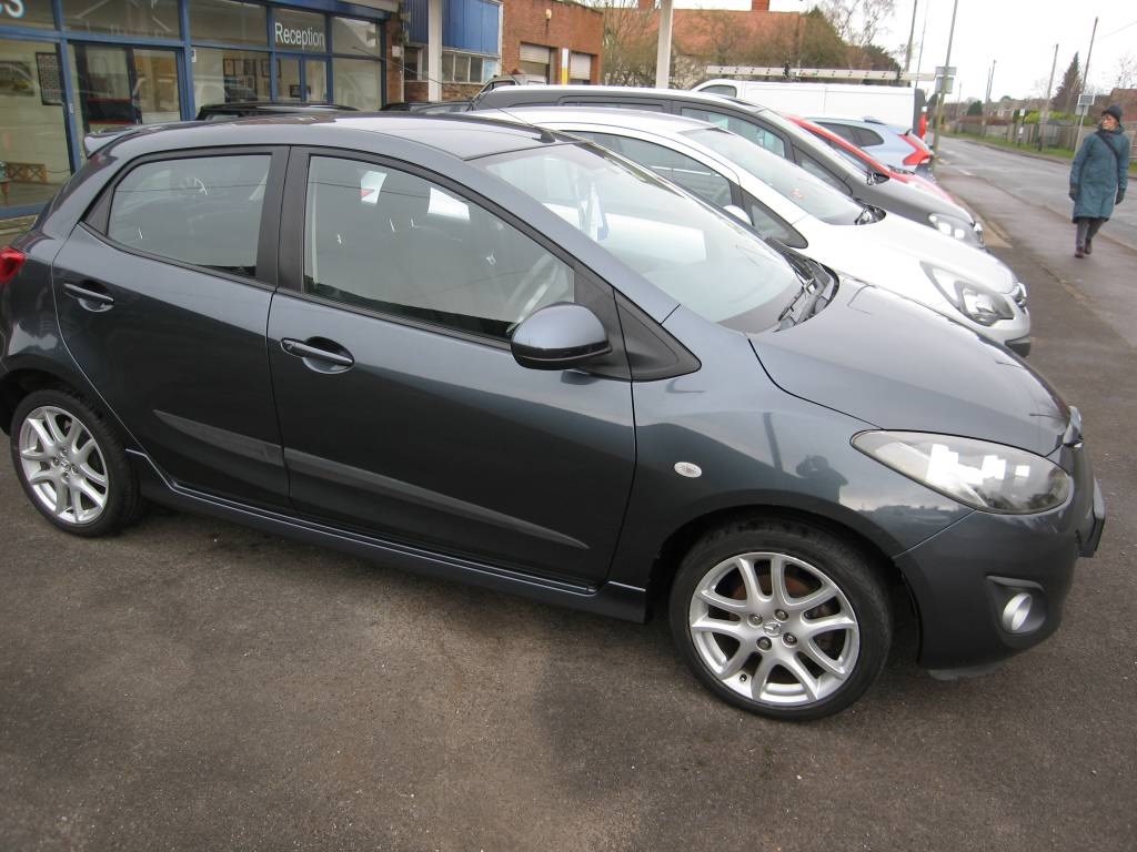 Mazda 2 Listing Image