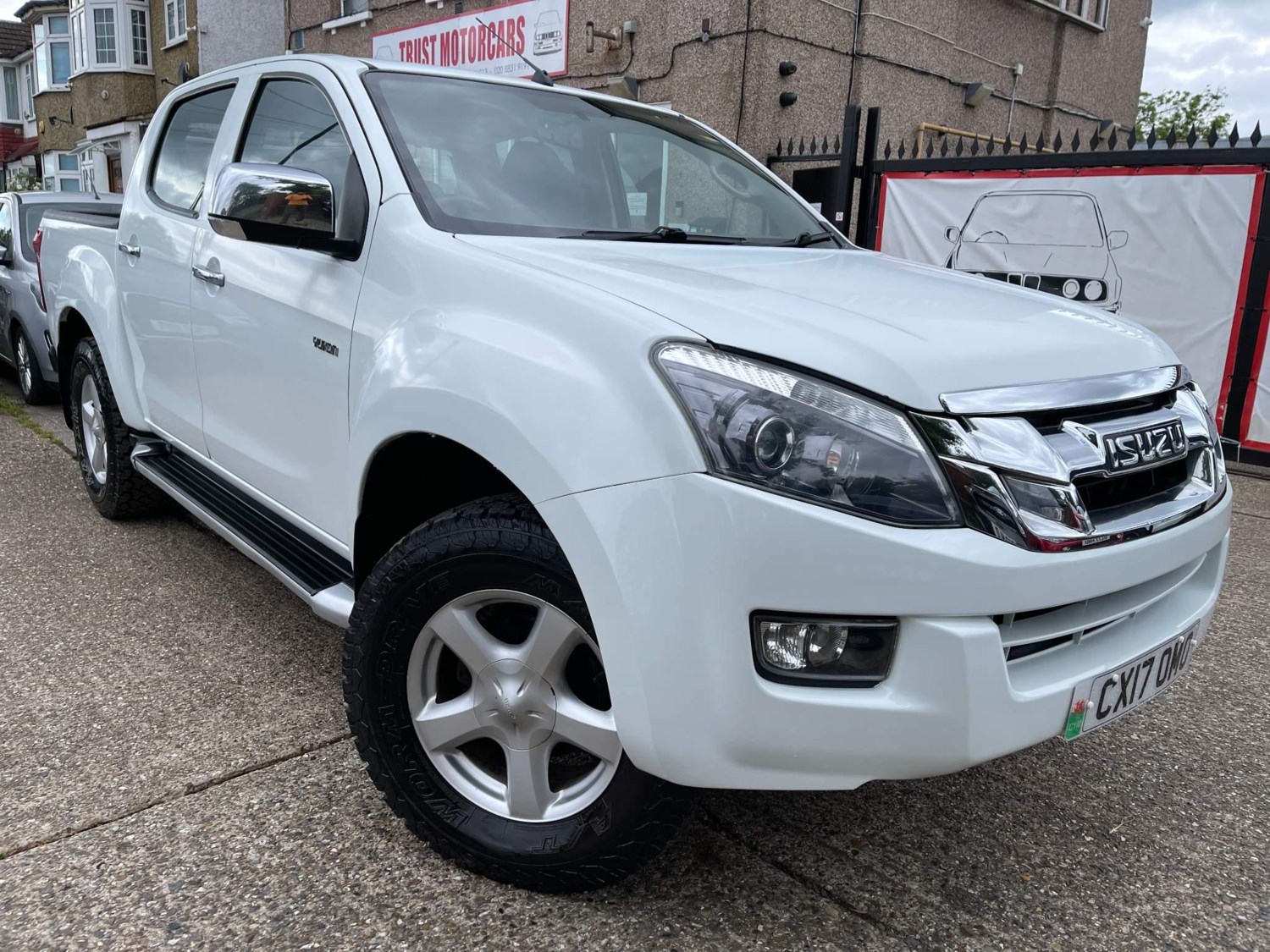 Isuzu D-Max Listing Image