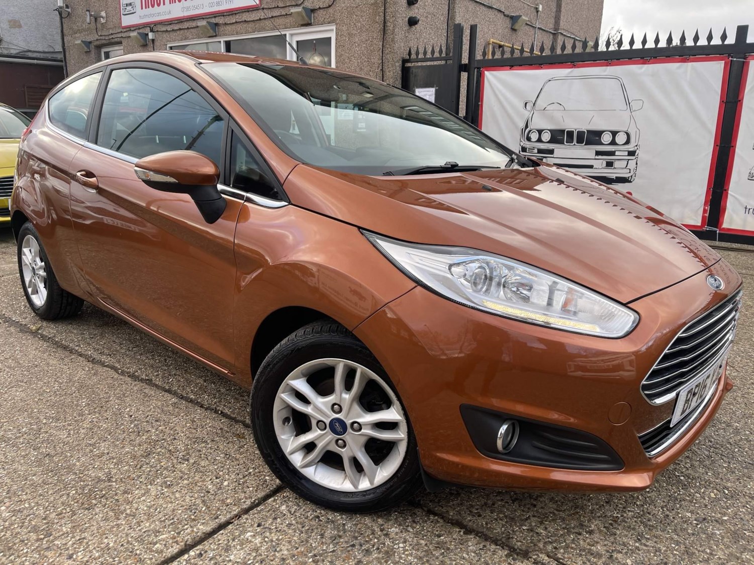 Ford Fiesta Listing Image