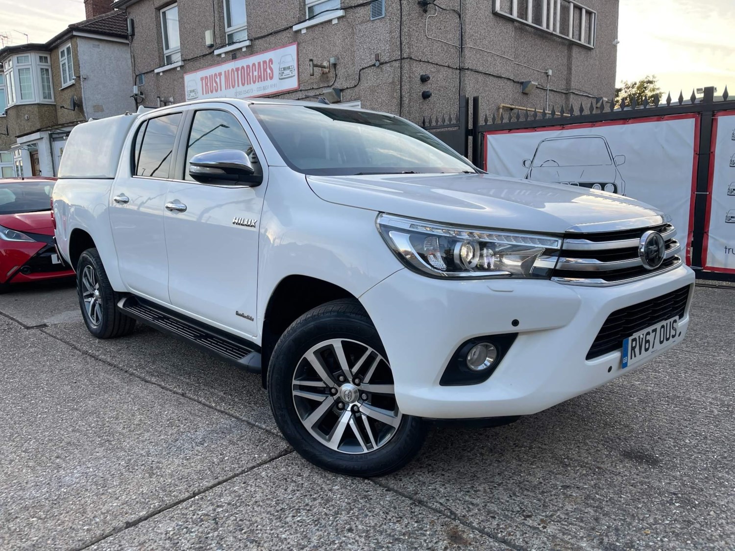 Toyota Hilux Listing Image