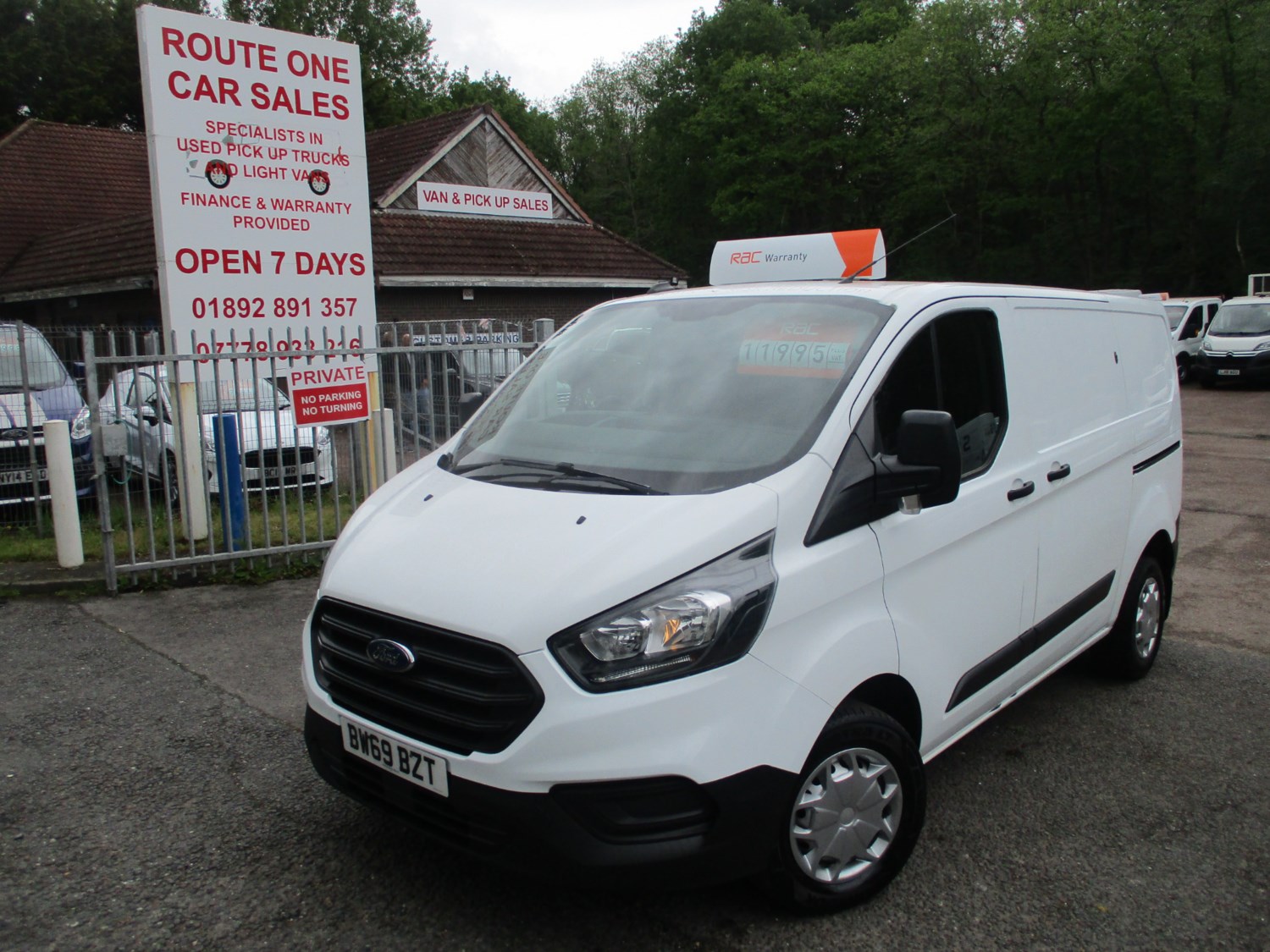 Ford Transit Custom Listing Image