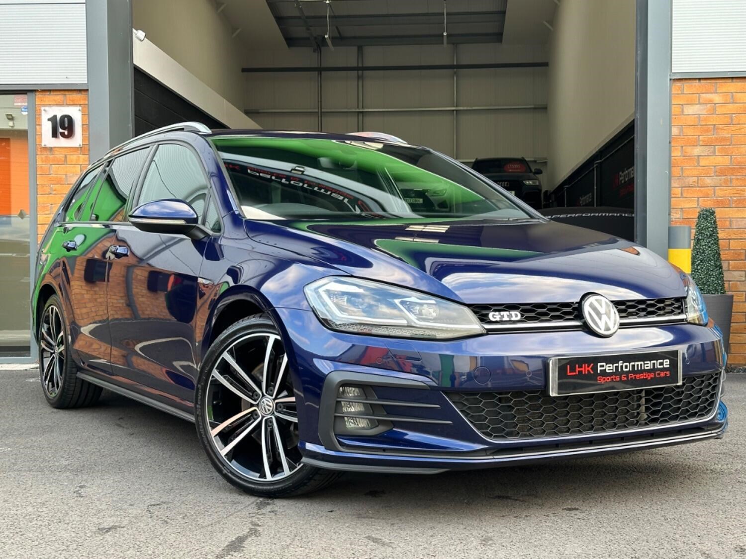 Volkswagen Golf Listing Image