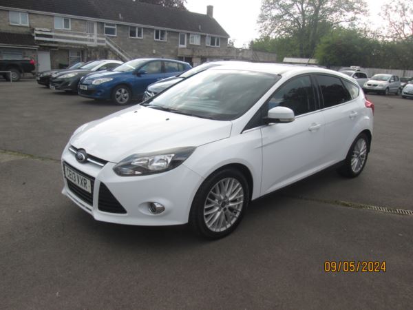 2013 (13) Ford Focus 1.0 125 EcoBoost Zetec 5dr For Sale In Ilchester, Somerset