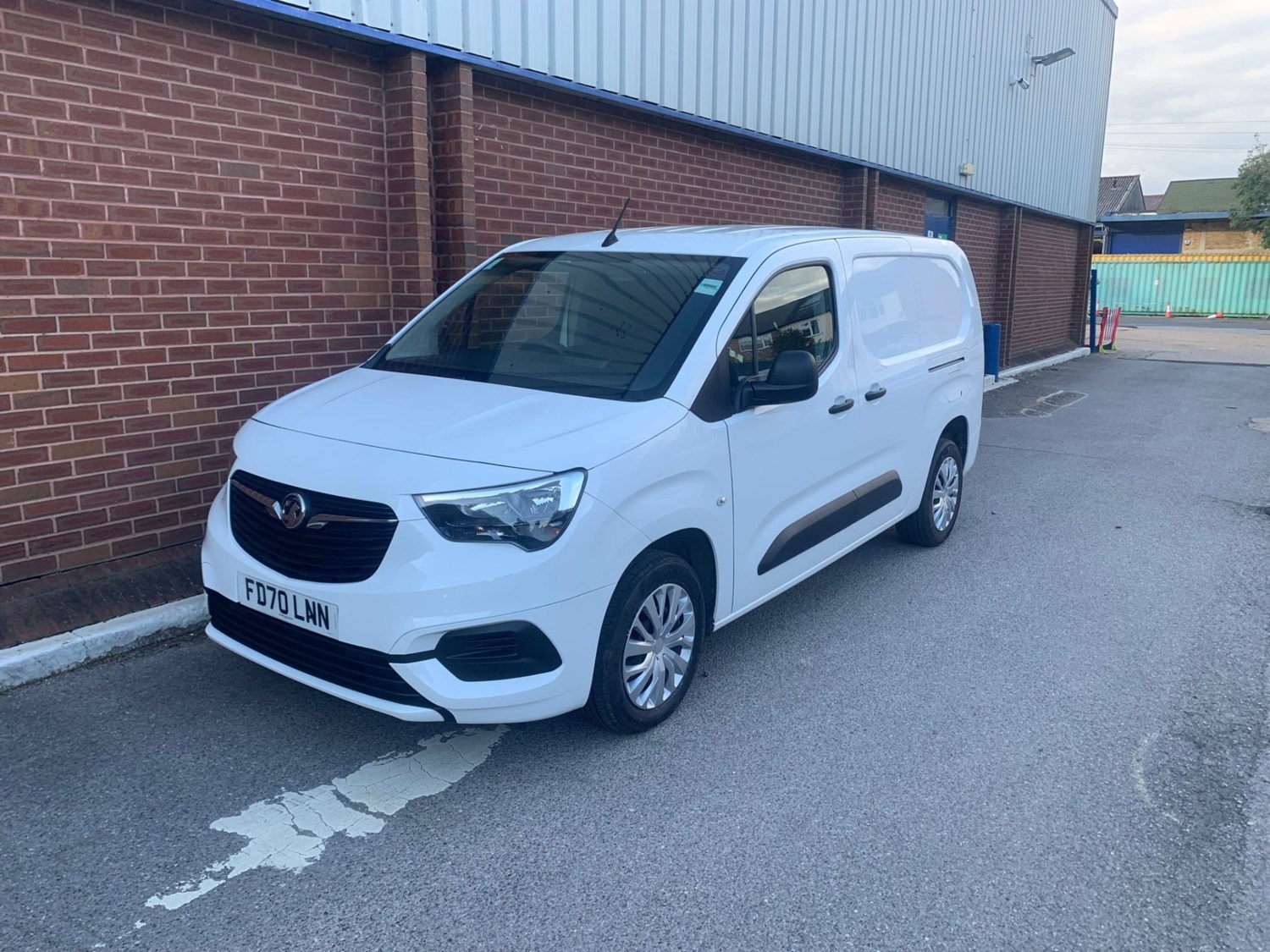 Vauxhall Combo Listing Image