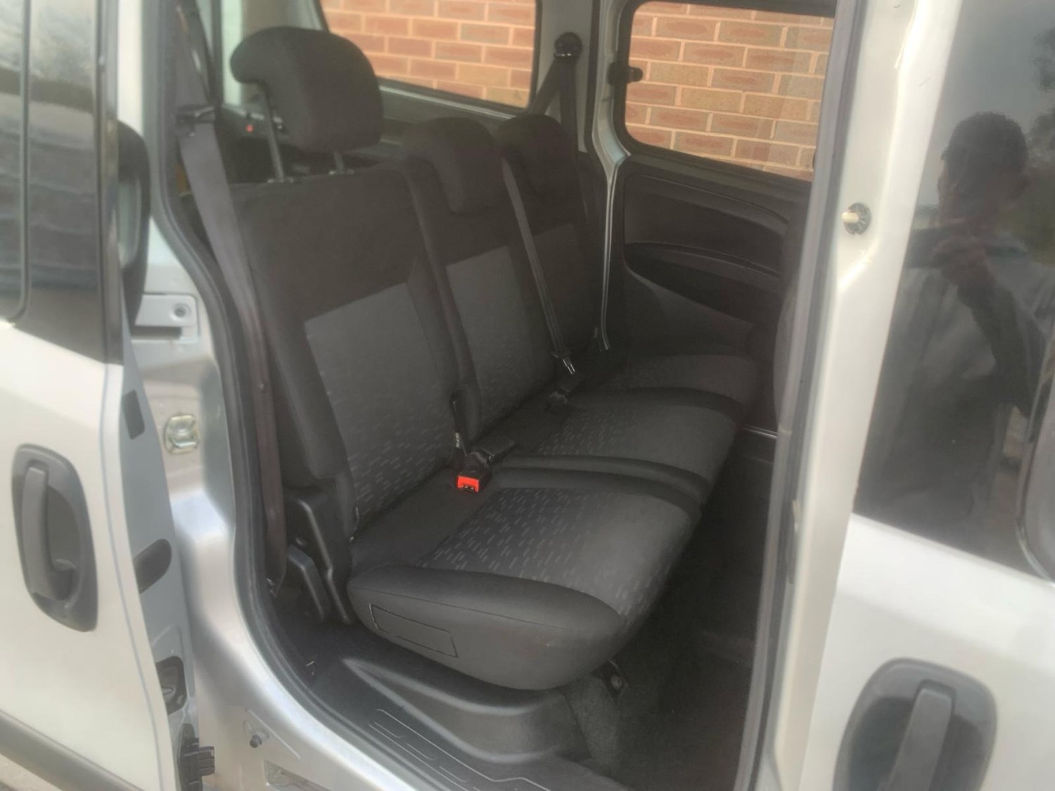 Vauxhall Combo Listing Image