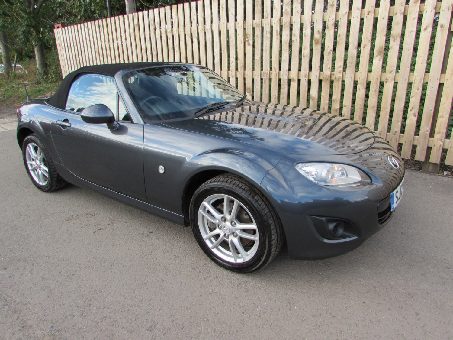 Mazda MX-5 Listing Image