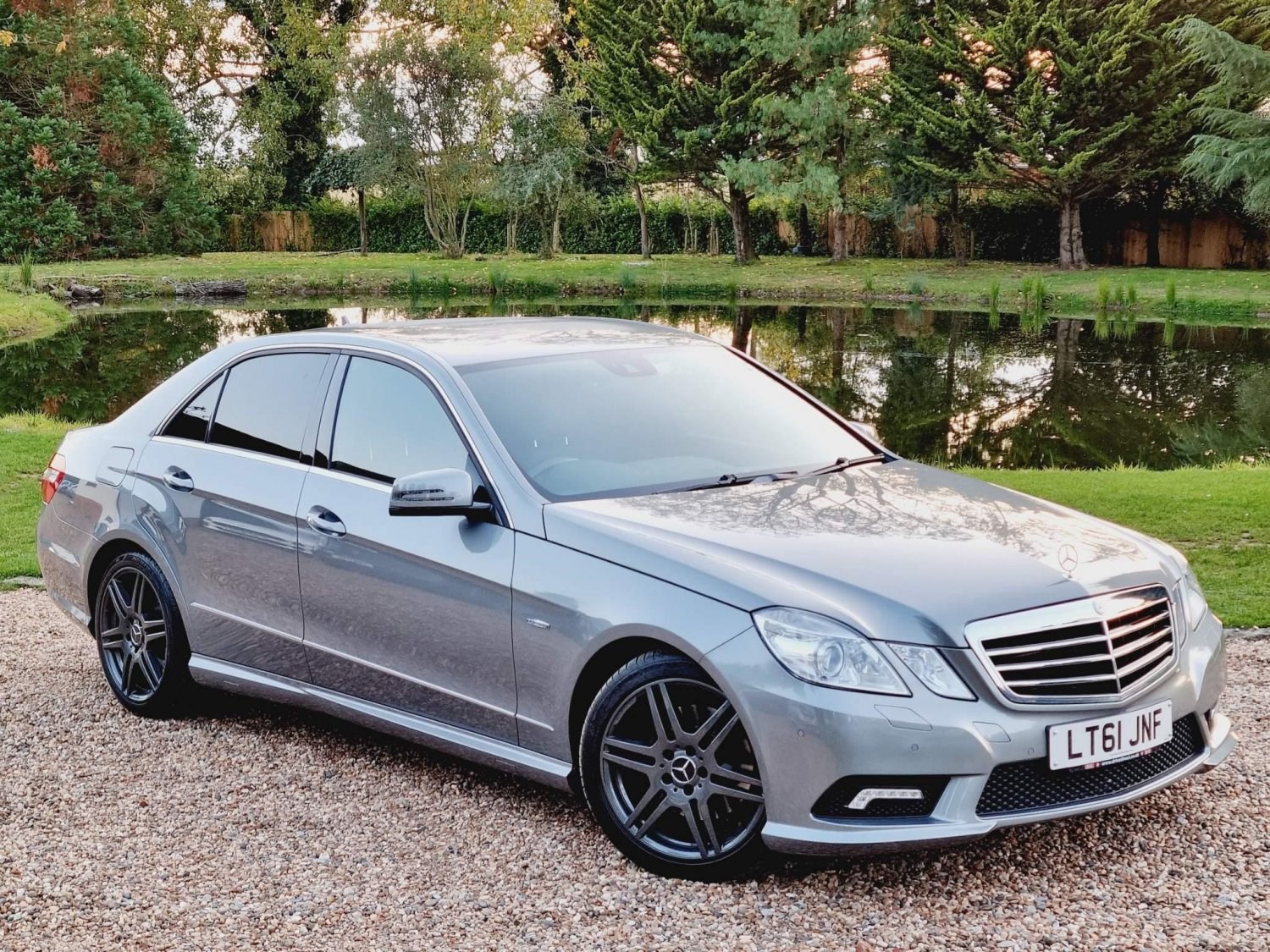 Mercedes-Benz E-Class Listing Image