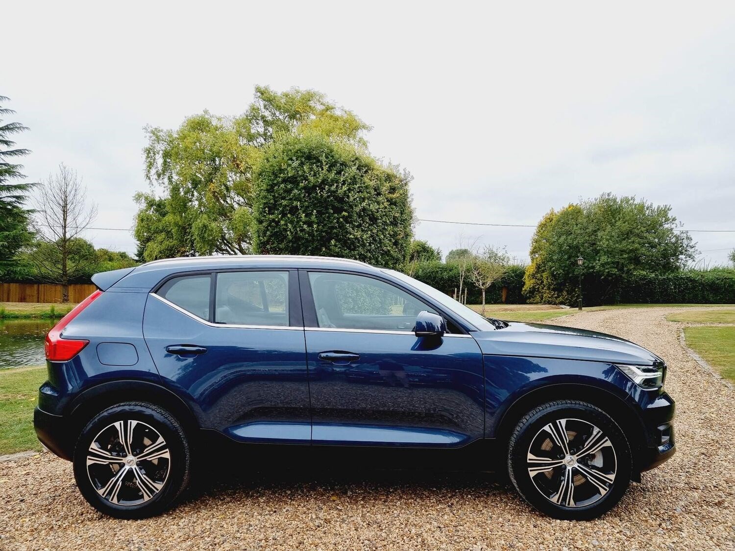 Volvo XC40 Listing Image