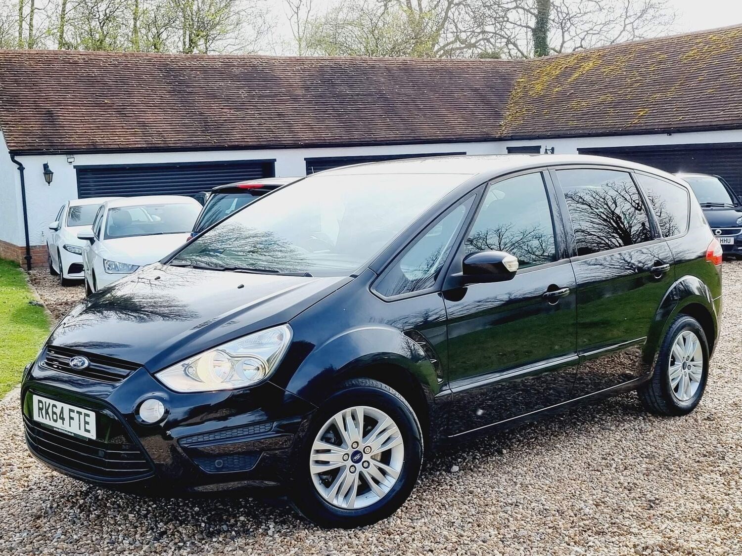 Ford S-Max Listing Image