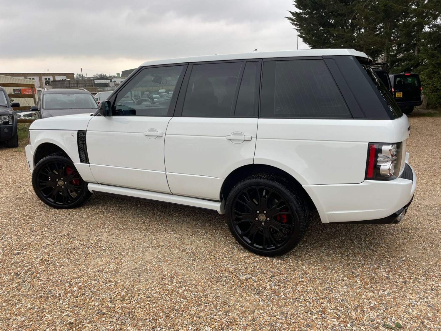 Land Rover Range Rover Listing Image