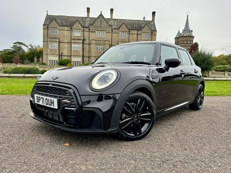 MINI Hatch Listing Image