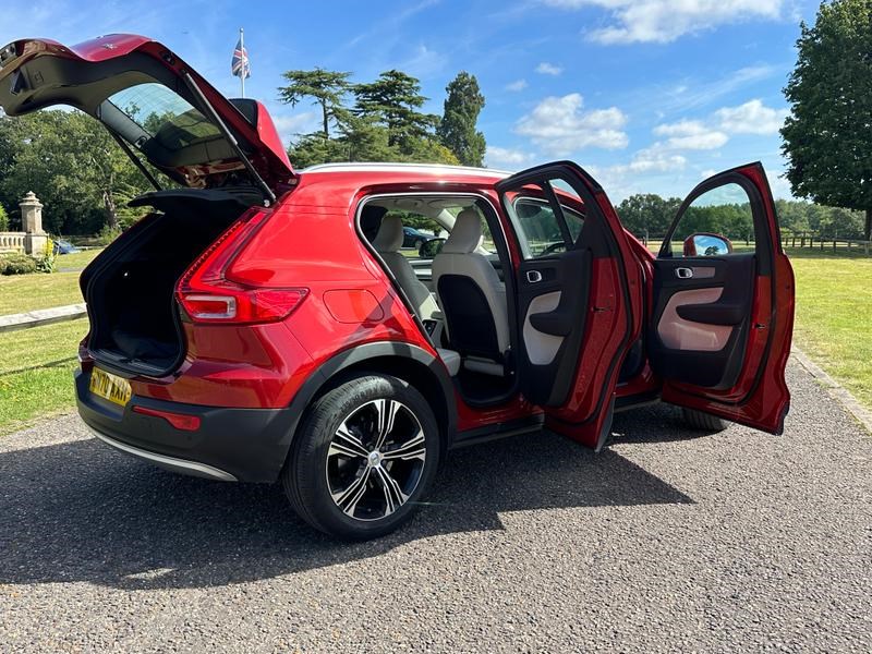 Volvo XC40 Listing Image