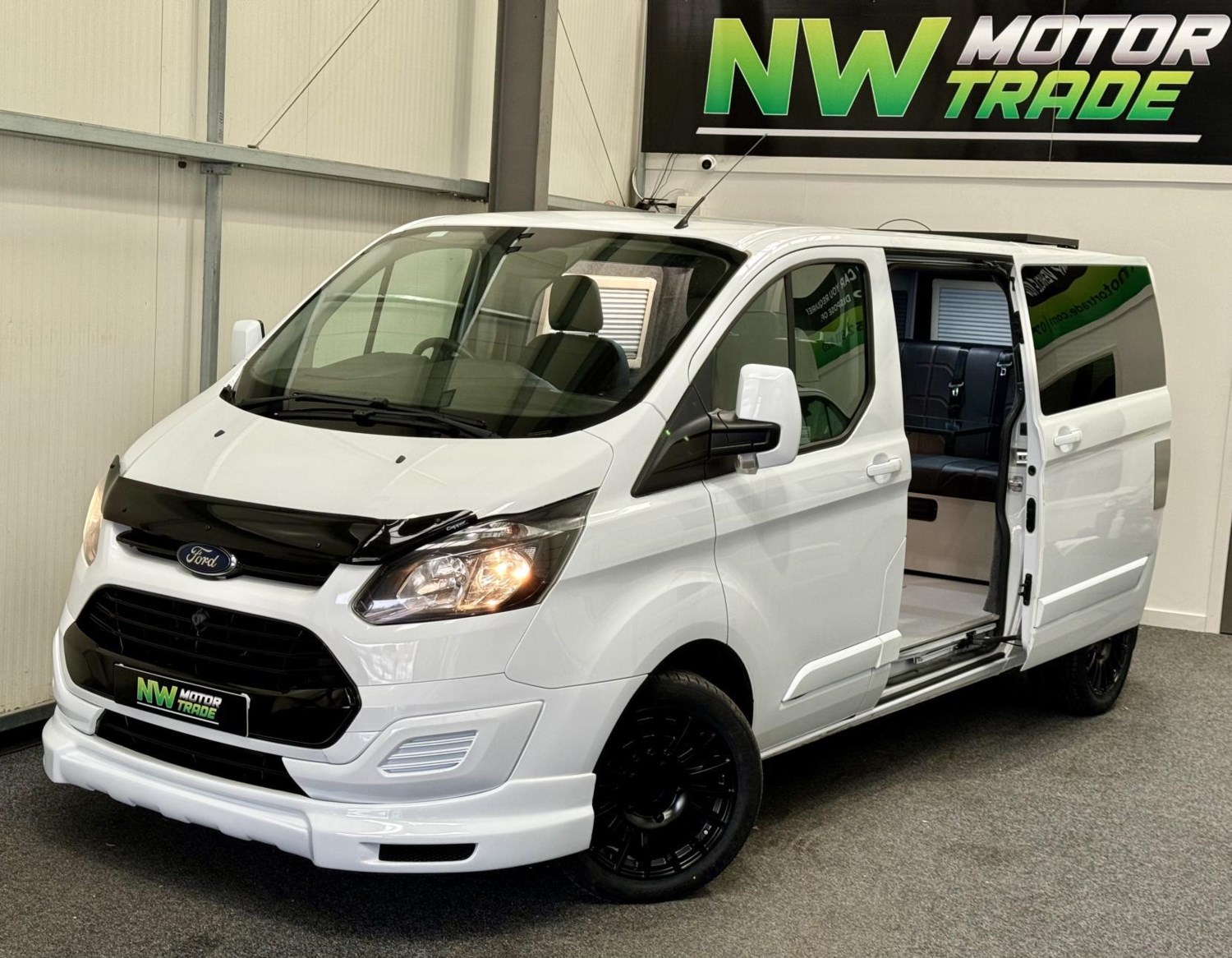 Ford Transit Custom Listing Image