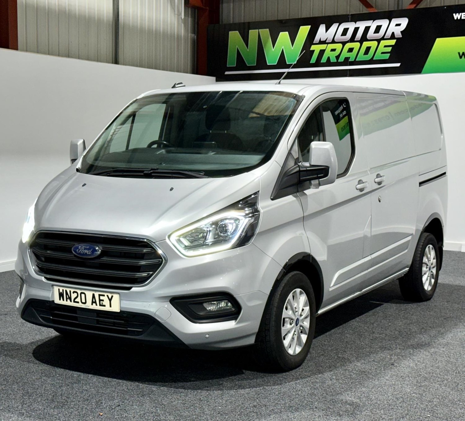 Ford Transit Custom Listing Image