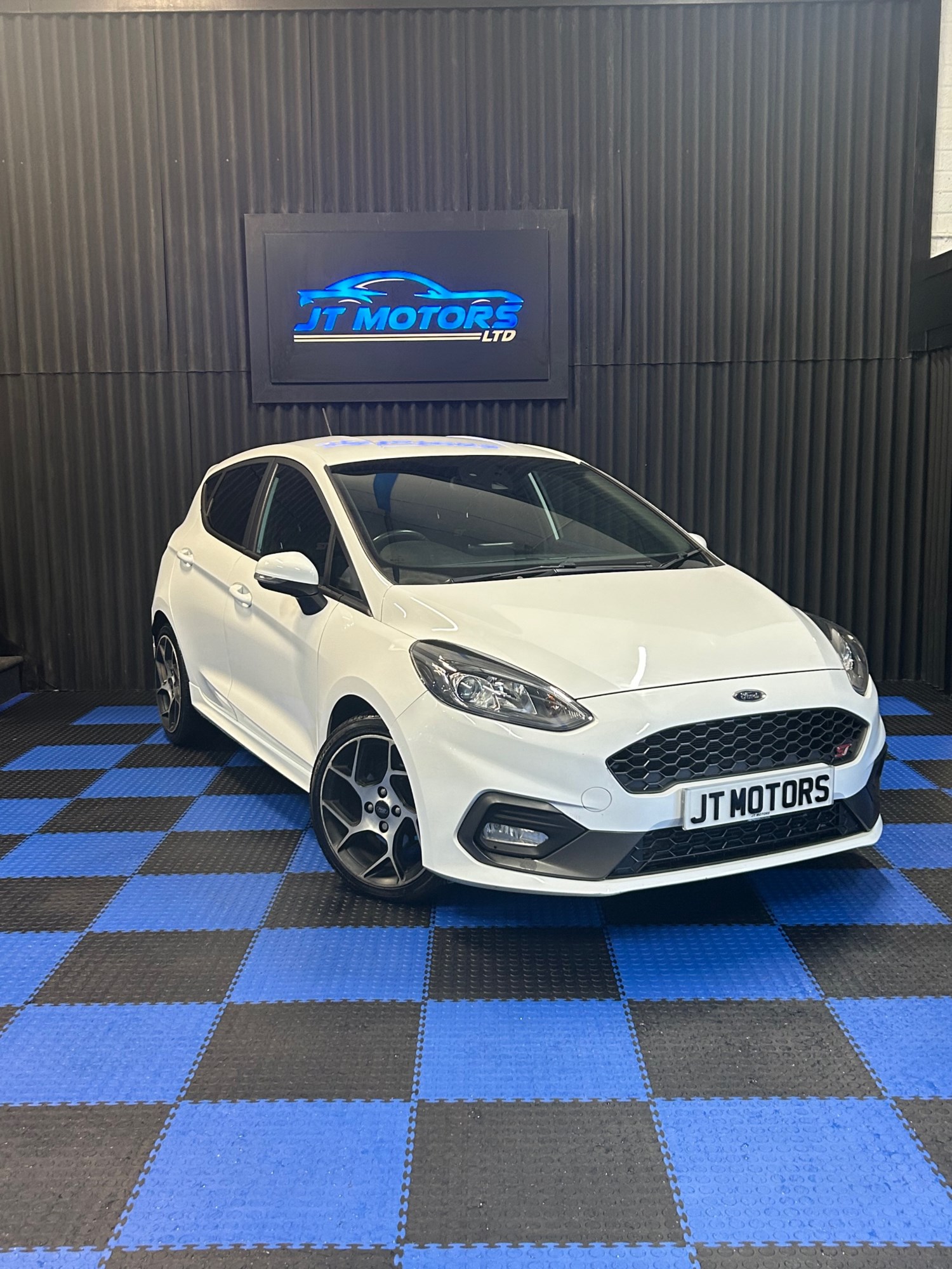 Ford Fiesta Listing Image