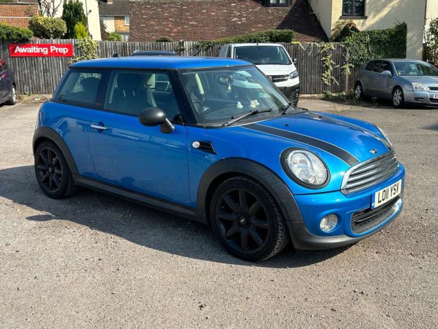 MINI Hatch Listing Image