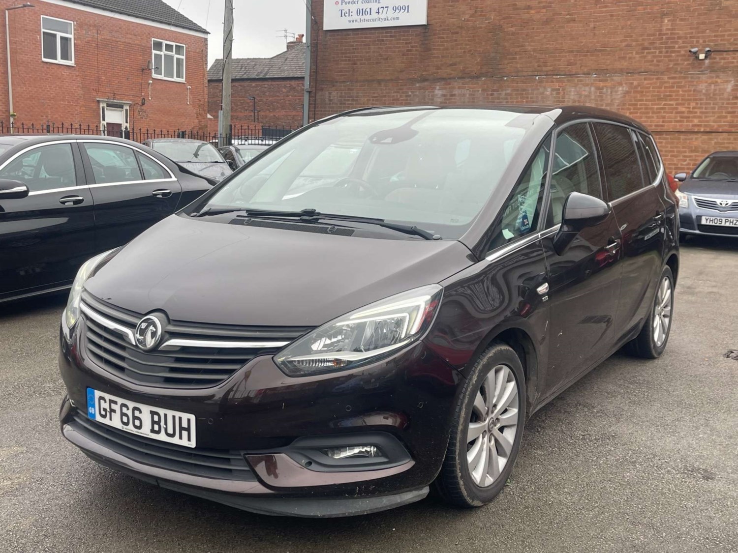 Vauxhall Zafira Tourer Listing Image