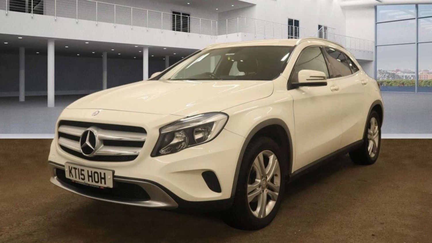 Mercedes-Benz GLA Listing Image