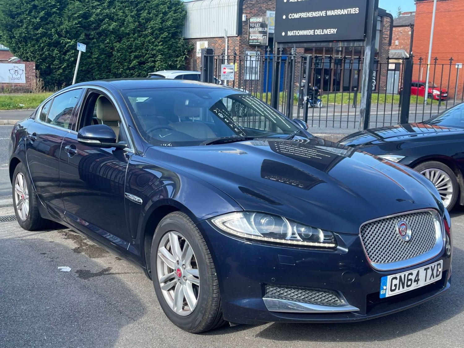 Jaguar XF Listing Image