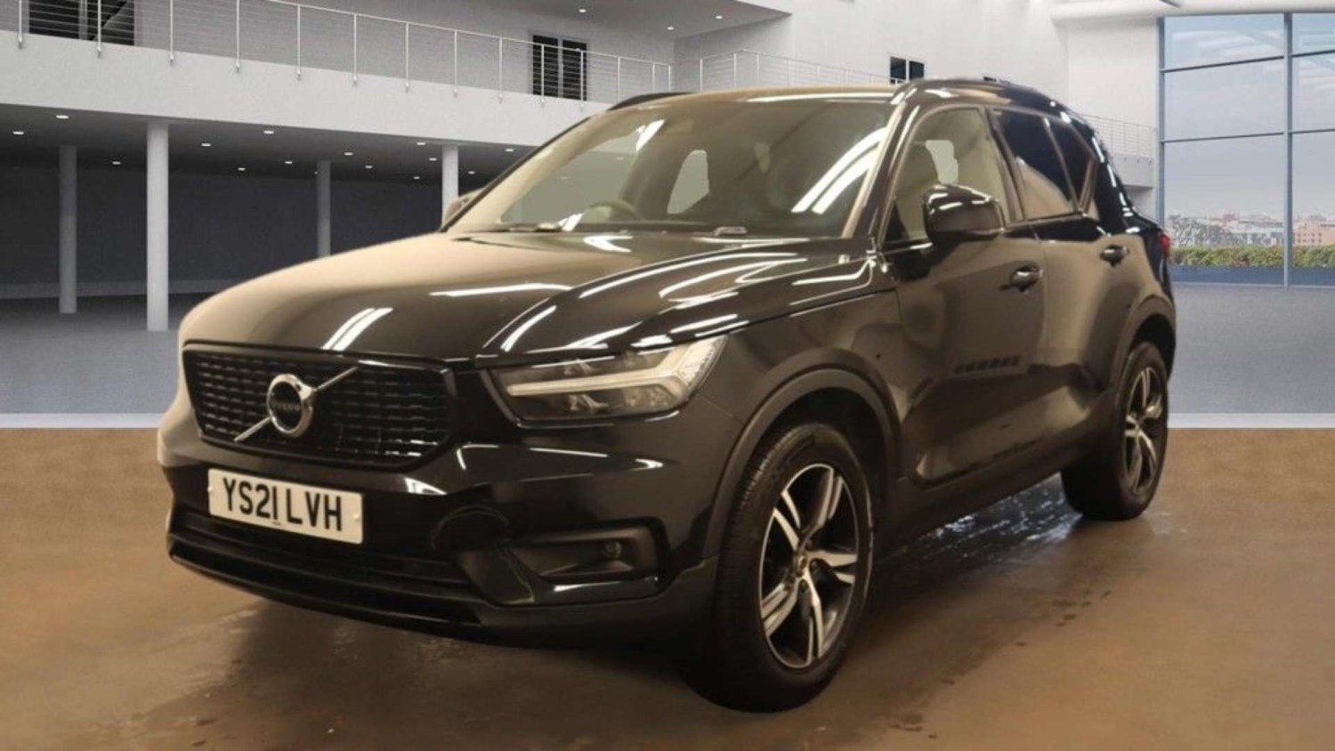 Volvo XC40 Listing Image