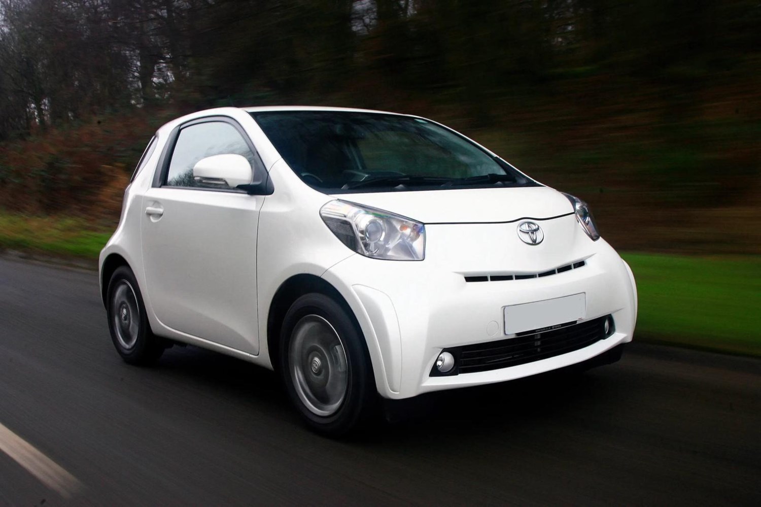 Toyota iQ Listing Image