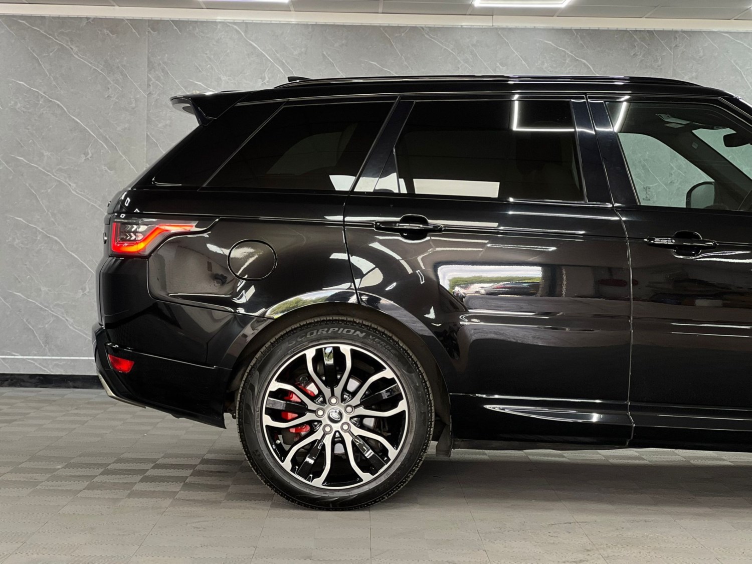 Land Rover Range Rover Sport Listing Image