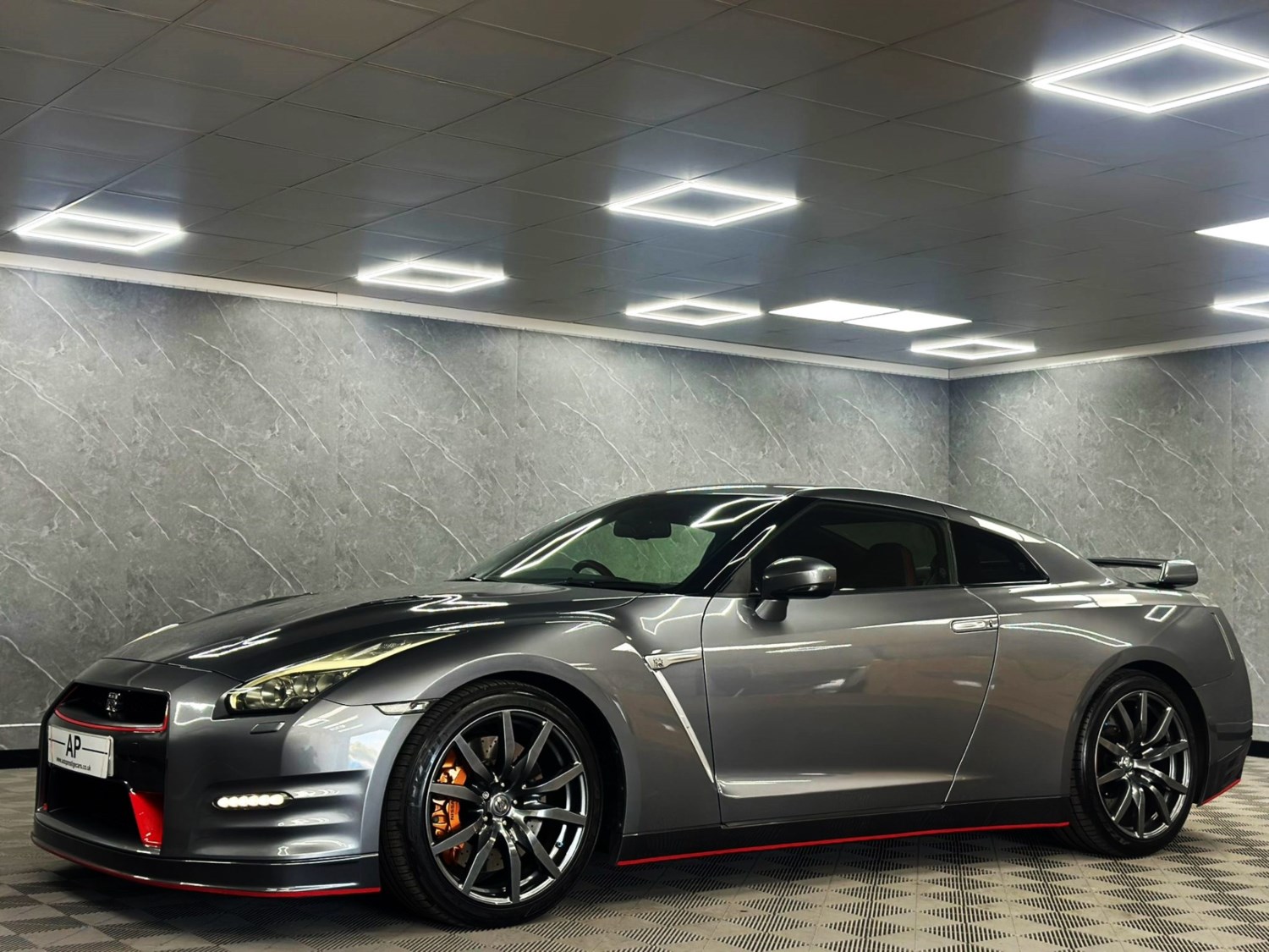 Nissan GT-R Listing Image